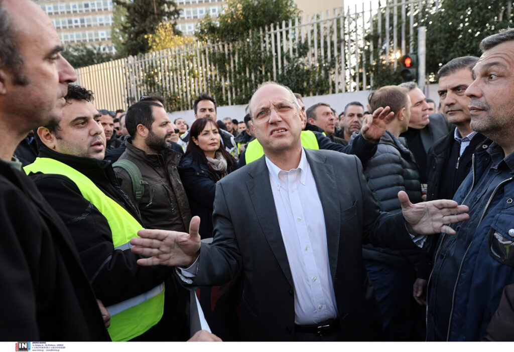 Οργή στους αστυνομικούς – Τον «εξάψαλμο» άκουσε ο υπουργός Γ. Οικονόμου στην Κατεχάκη