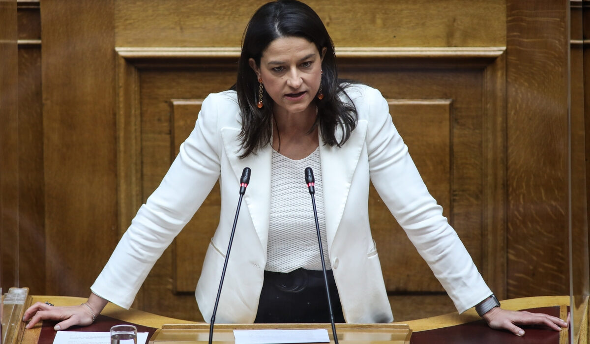 Από τη Δόμνα στη Κεραμέως: Στον κόσμο τους