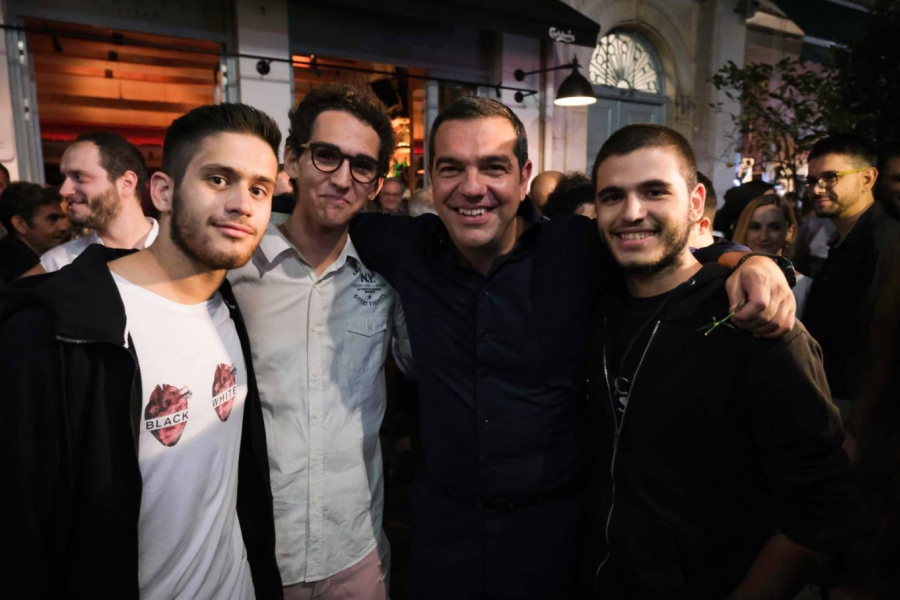 Τσίπρας: Καλούμε τους νέους να πάρουν τον ΣΥΡΙΖΑ στα χέρια τους