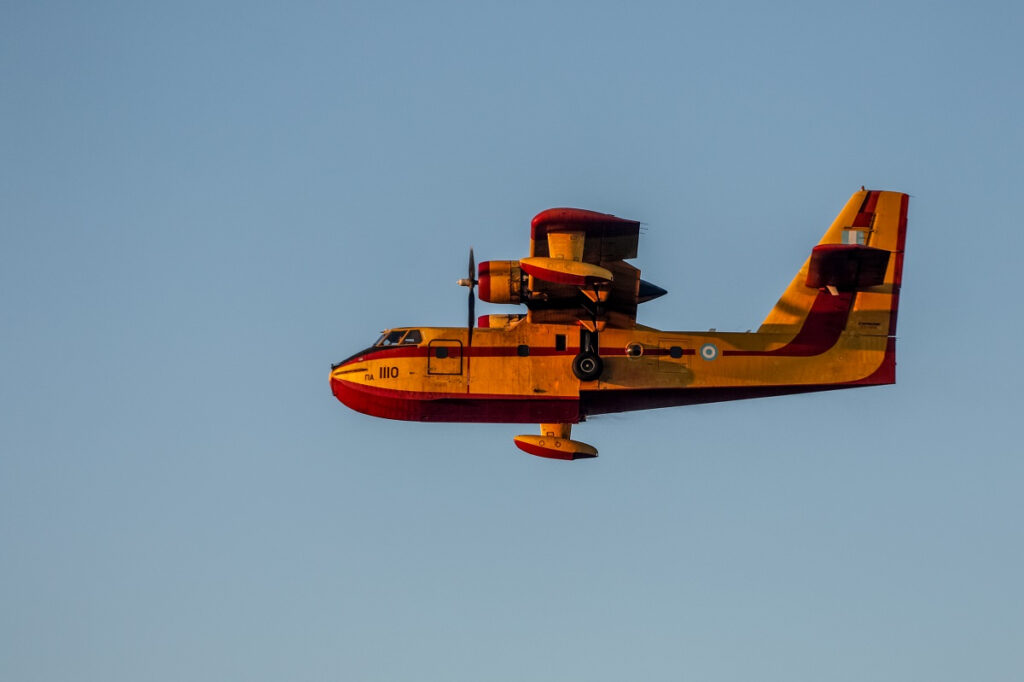 Canadair: Τι προβλέπει η συμφωνία για τα επτά νέα αεροσκάφη από τον Καναδά