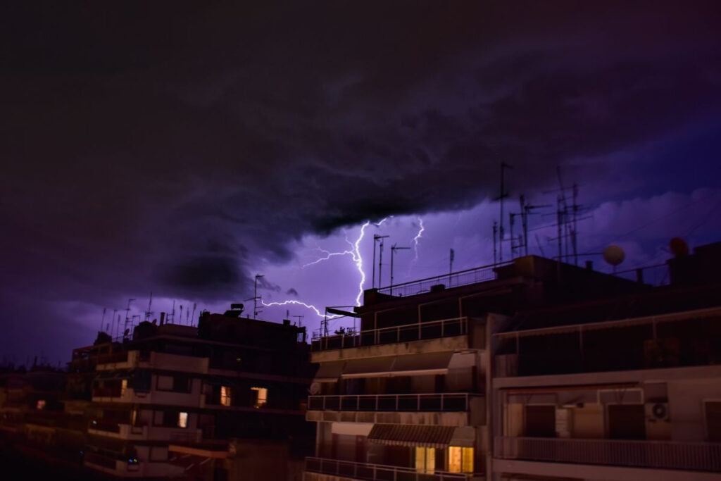 Πού θα βρέξει σήμερα – Τι θα γίνει στην Αττική (κακοκαιρία Live)