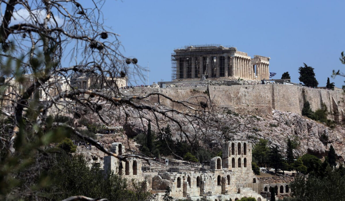 Νέα προσφυγή στο ΣτΕ για τα κτίρια στην Ακρόπολη