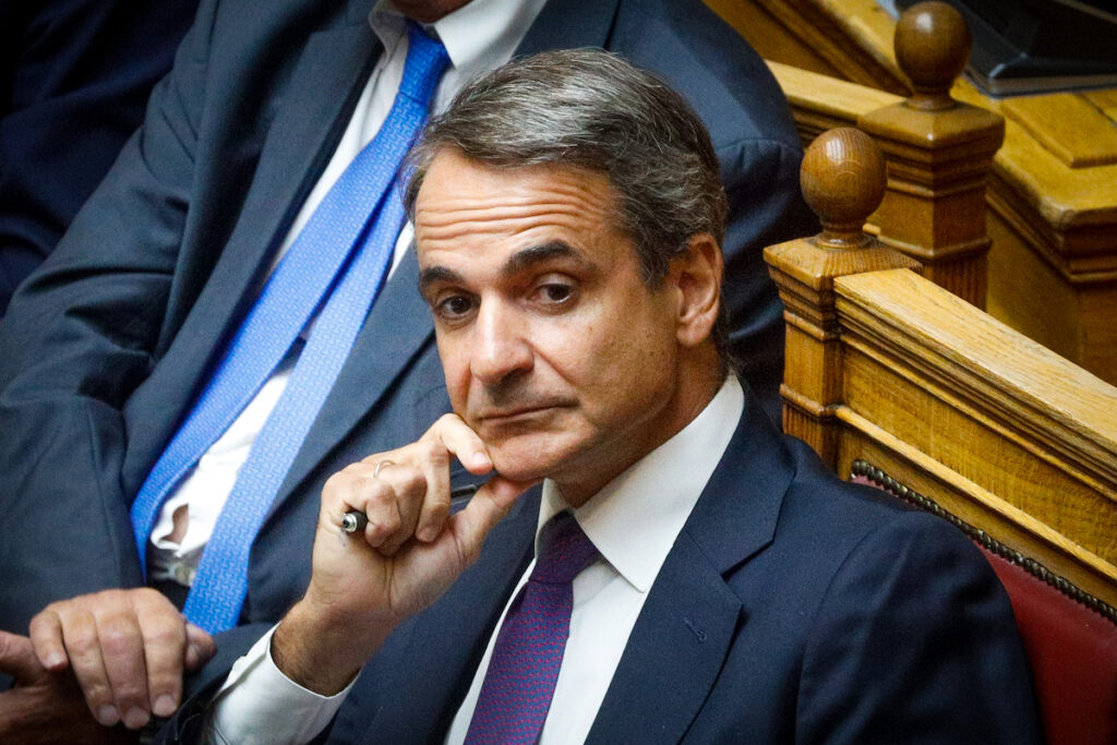 Την «άκουσε» από τους κοριούς στο πρώτο γκάλοπ η κυβέρνηση – Μεγάλη φθορά