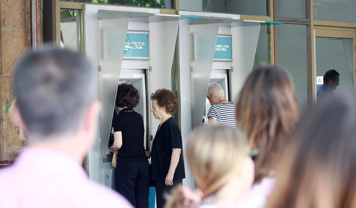 Ασφαλιστικό: Κρυφές διατάξεις προεκλογικά – Τι ισχύει για Εισφορά Αλληλεγγύης, διπλές εθνικές συντάξεις, χήρες