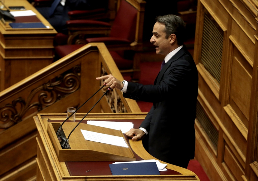 Πού βρίσκει λεφτά για μειώσεις φόρων ο Μητσοτάκης – Τι λέει η Μιράντα Ξαφά