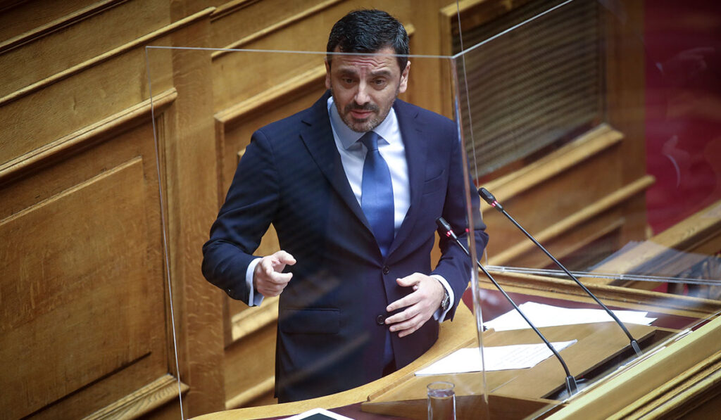Σιγά που έγινε και κάτι ώστε να παραιτηθεί υπουργός!