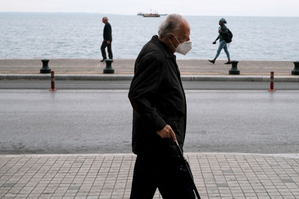 Κρούσματα σήμερα: 2.772 νέα στην Αττική – Στα «κόκκινα» Θεσσαλονίκη, Κρήτη και Αχαΐα