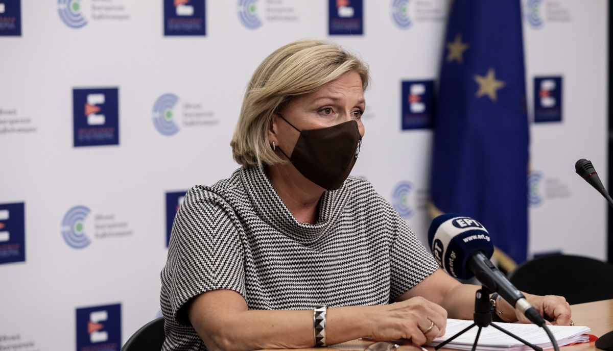Σε ρόλο Πόντιου Πιλάτου η Γκάγκα για την άρνηση Πανεπιστημιακών γιατρών να δέχονται ασθενείς με κορονοϊό