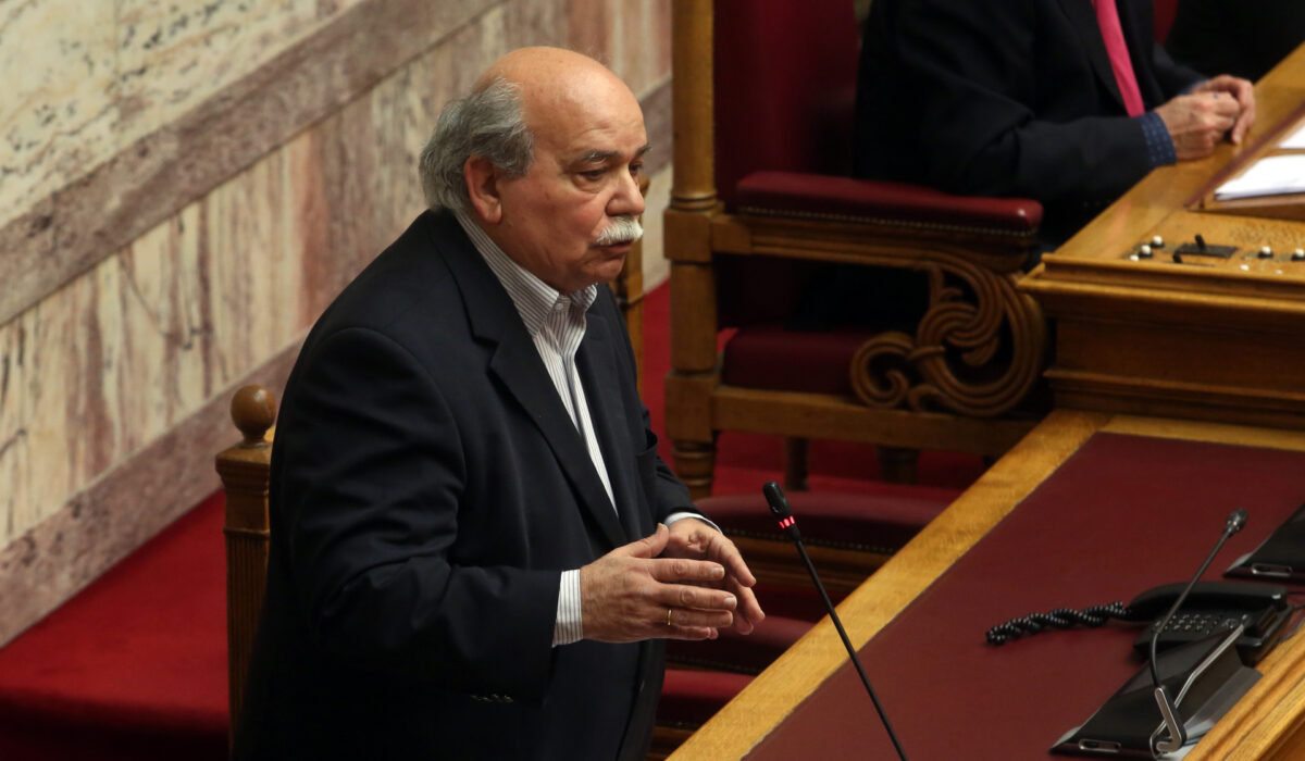 Βούτσης: Στη Βουλή δεν έγινε ούτε μία μονιμοποίηση, δεν προσελήφθη ούτε ένας μόνιμος υπάλληλος