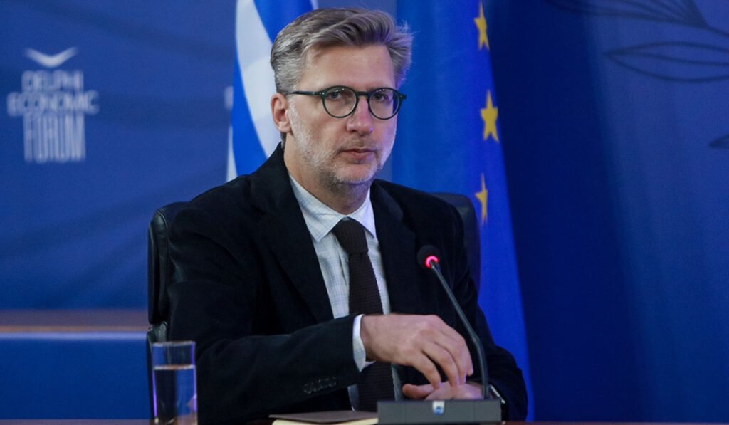 Ανέλαβε και επίσημα κυβερνητικός εκπρόσωπος ο Άκης Σκέρτσος