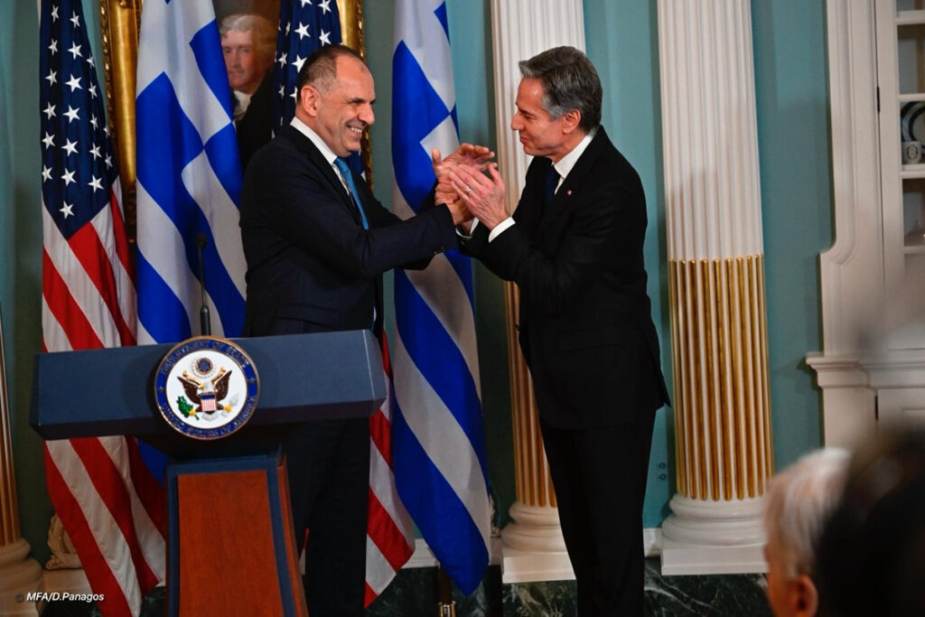 Μπλίνκεν – Γεραπετρίτης: Σε ιστορικά επίπεδα οι σχέσεις ΗΠΑ – Τα F 35 και οι αναφορές στο Διεθνές Δίκαιο