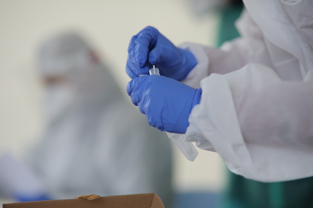Κολχικίνη: Ελπιδοφόρα τα πρώτα αποτελέσματα από τη χορήγηση σε 60 Έλληνες ασθενείς