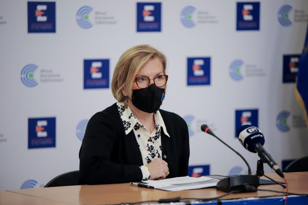 Η ΚΥΒΕΡΝΗΣΗ ΓΙΑ ΤΗΝ ΠΑΝΔΗΜΙΑ – Επιχειρεί να εξωραΐσει τη βαρβαρότητα για ασθενείς και υγειονομικούς