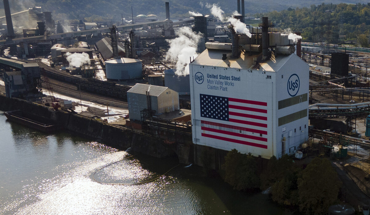 «Μπλόκο» Μπάιντεν στην εξαγορά της US Steel από ιαπωνική εταιρεία έναντι σχεδόν 15 δισ.