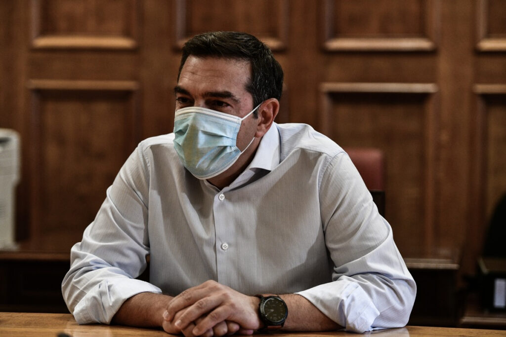 Τσίπρας: Επέτρεπαν να περάσουν κρούσματα στη χώρα – Εγκληματική η στάση της κυβέρνησης