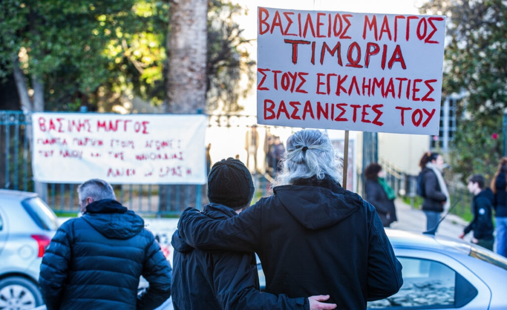 Ποινές χάδι στους τρεις αστυνομικούς για τον ξυλοδαρμό του Βασίλη Μάγγου