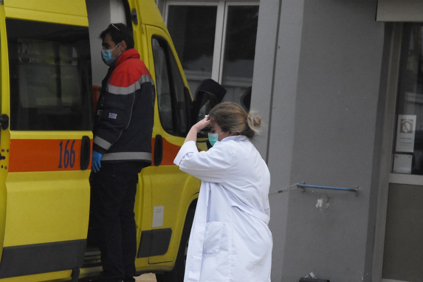 Ιωάννινα: «Ρομά μπήκαν στο νοσοκομείο και άρπαξαν ασθενή τους με κορονοϊό»