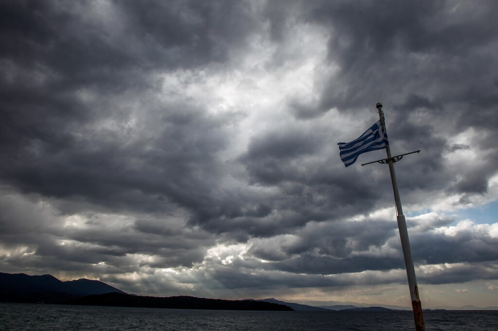 Σάκης Αρναούτογλου: Έρχεται κακοκαιρία – εξπρές σε λίγα 24ωρα, πότε θα «χτυπήσει»