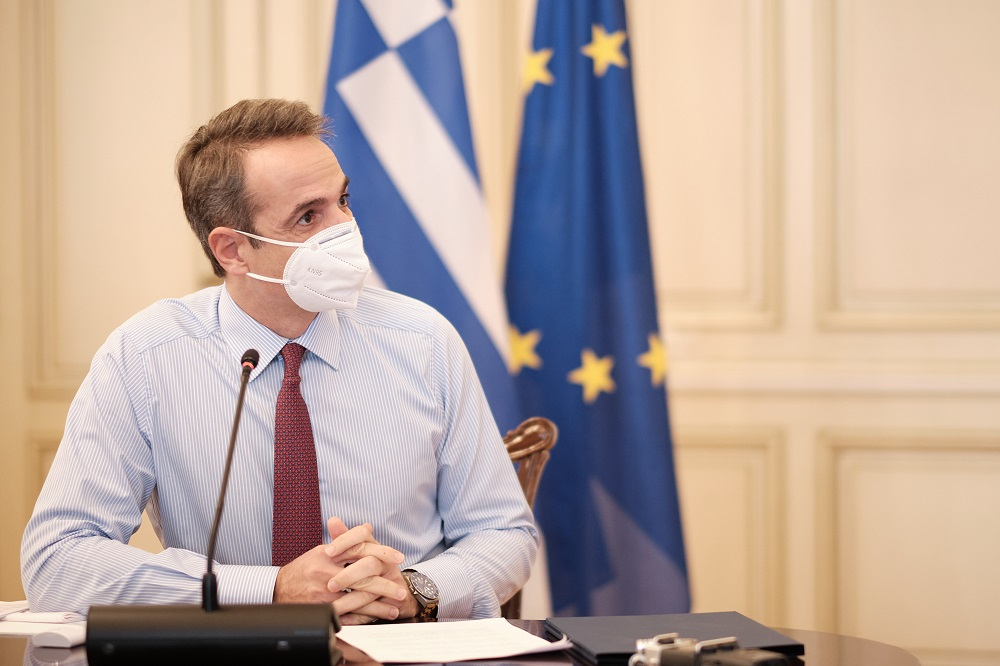 Ποδαρικό στο 2021 με ανασχηματισμό; Οι διεργασίες, η black list και οι εν αναμονή