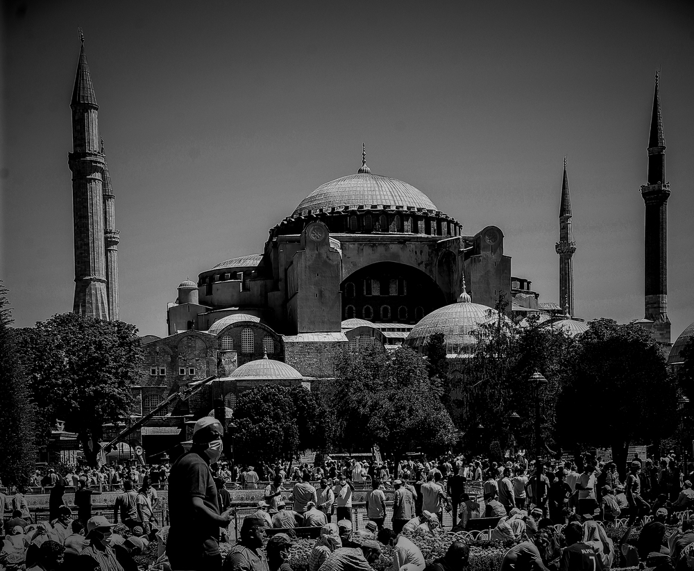 Αγία Σοφία: Πόλεμος ανακοινώσεων μεταξύ ΥΠΕΞ Ελλάδας και Τουρκίας