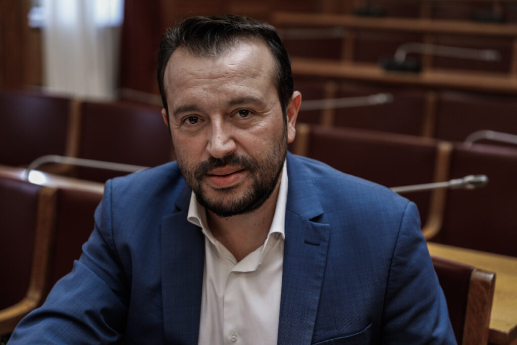Ειδικό Δικαστήριο: «Δεν είδα, δεν άκουσα» – Απαλλακτικός για Νίκο Παππά ο πρώτος μάρτυρας