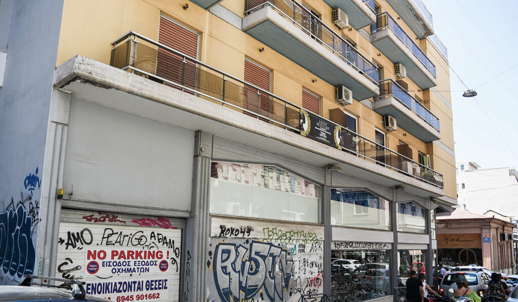 Πάτρα: Σε αυτοκτονία φέρεται να οφείλεται η μοιραία πτώση της 31χρονης από το μπαλκόνι