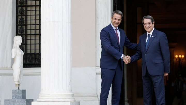 Επικοινωνία Μητσοτάκη – Αναστασιάδη για τις νέες τουρκικές προκλήσεις