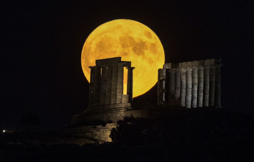 Πανσέληνος Αυγούστου 2023 – Το σπάνιο φαινόμενο με το «Μπλε Φεγγάρι»