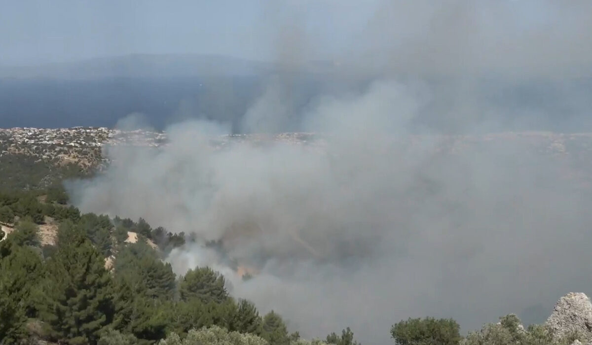 Μετά από 11 ημέρες τέθηκε υπό μερικό έλεγχο η φωτιά στη Σιδηρούντα Χίου