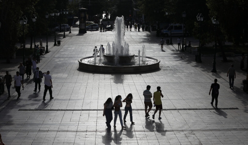 Voucher 1.000 ευρώ σε ανέργους: Πότε και πού κάνετε αίτηση
