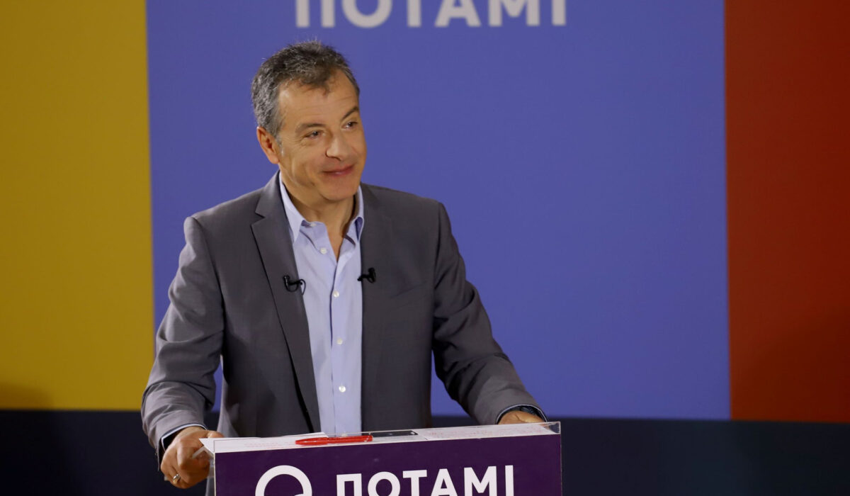 Παραιτείται ο Σταύρος Θεοδωράκης