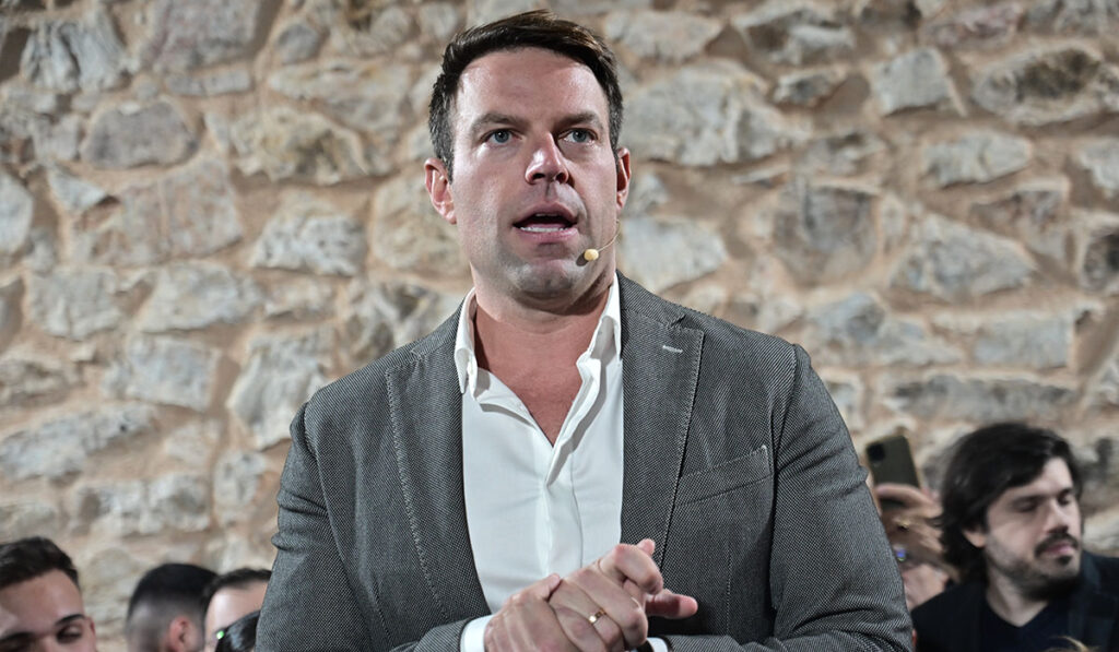 Κασσελάκης: Ένα συνέδριο εν κρυπτώ – Ο ΣΥΡΙΖΑ τελεί υπό κατάληψη