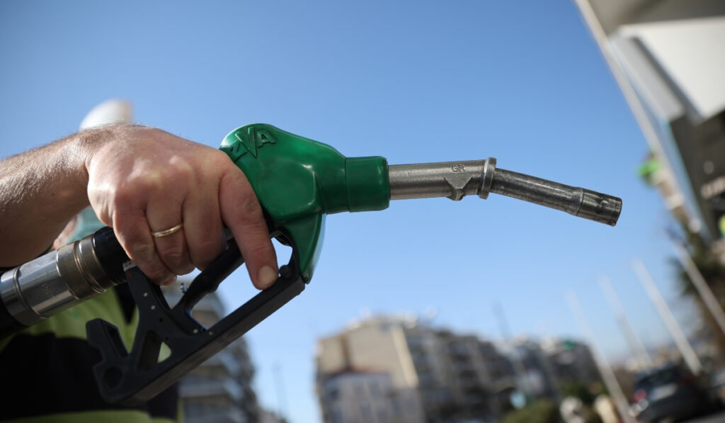 Αμόλυβδη: Η Ελλάδα στις 4 πιο ακριβές χώρες στην Ευρώπη