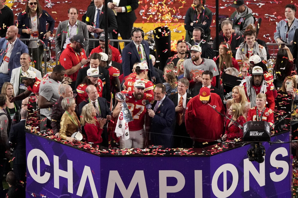Super Bowl 2024: Mεγάλη ανατροπή και νίκη για το Κάνσας Σίτι με δεύτερη σερί κατάκτηση (βίντεο)