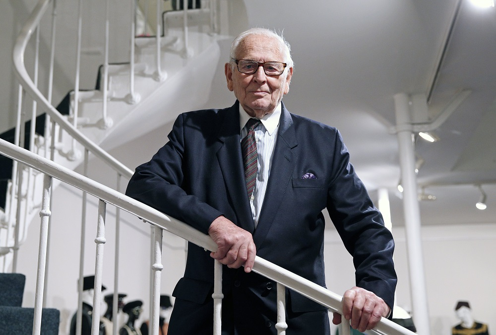 Πέθανε στα 98 του χρόνια ο Pierre Cardin