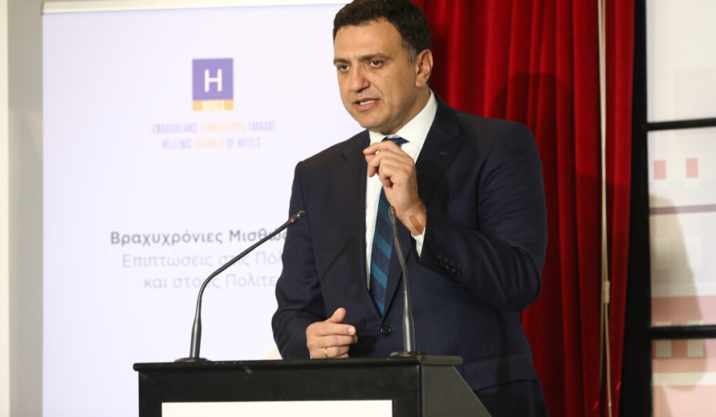 Κικίλιας: Έρχεται νέο πλαίσιο για τις βραχυχρόνιες μισθώσεις