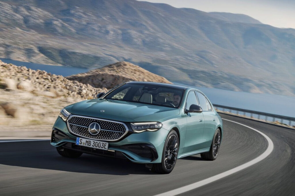 Mercedes E-class 6ης γενιάς: Νέο αστέρι στον ορίζοντα