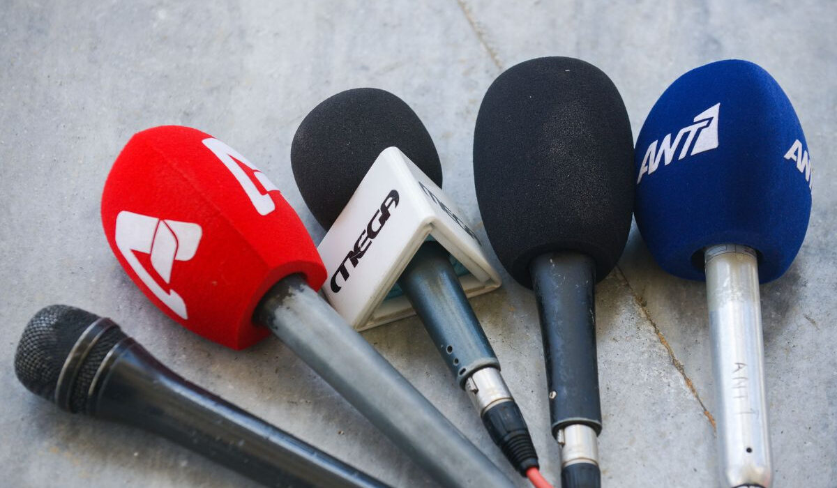 Κατάντια ΜΜΕ: Τι βλέπουν, τι… δεν βλέπουν!