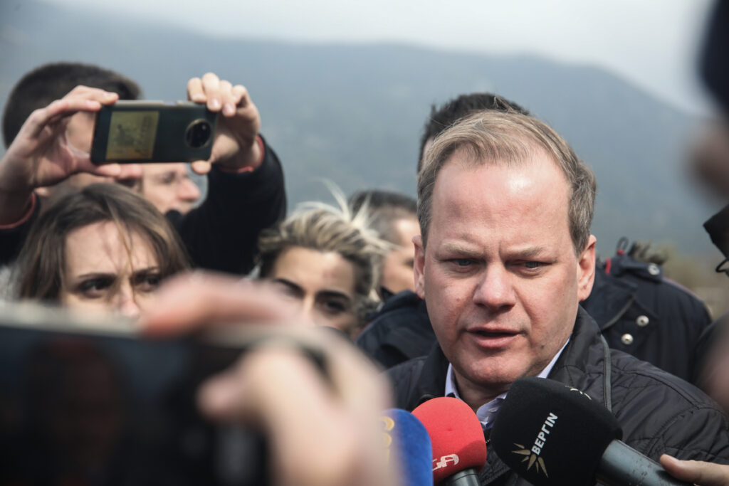 Κώστας Αχ. Καραμανλής: Υπόδειγμα