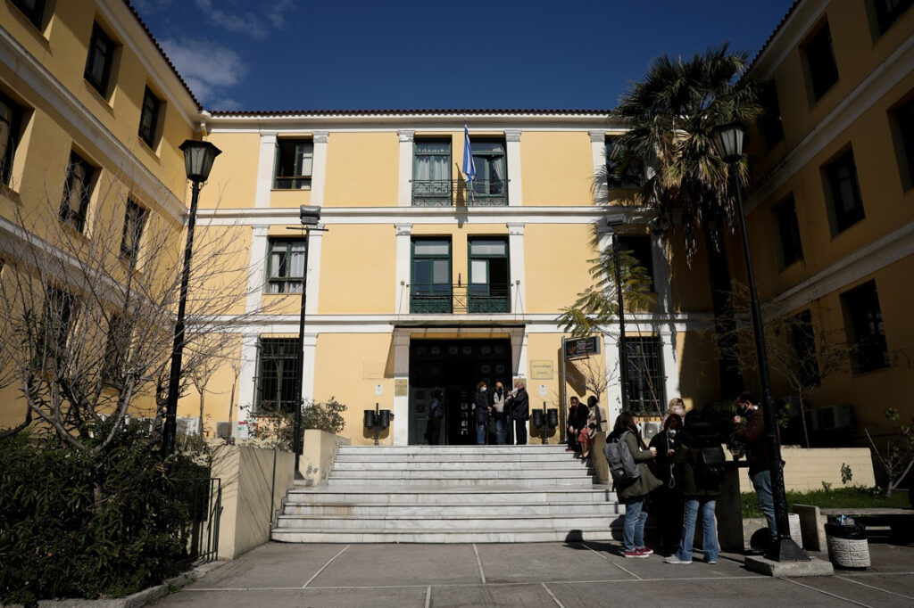 Απόστολος Λύτρας: Και η πρώην σύζυγος είχε καταθέσει μήνυση για ενδοοικογενειακή βία
