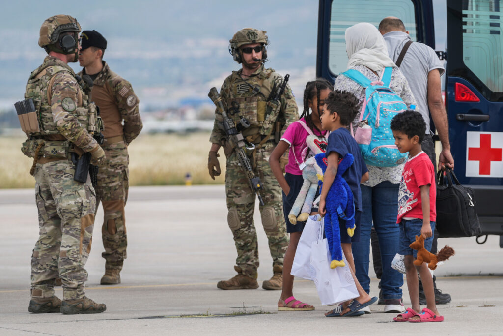 Σουδάν: 17 Έλληνες απεγκλωβίστηκαν από το Σουδάν – Βρίσκονται σε Αίγυπτο και Ιορδανία