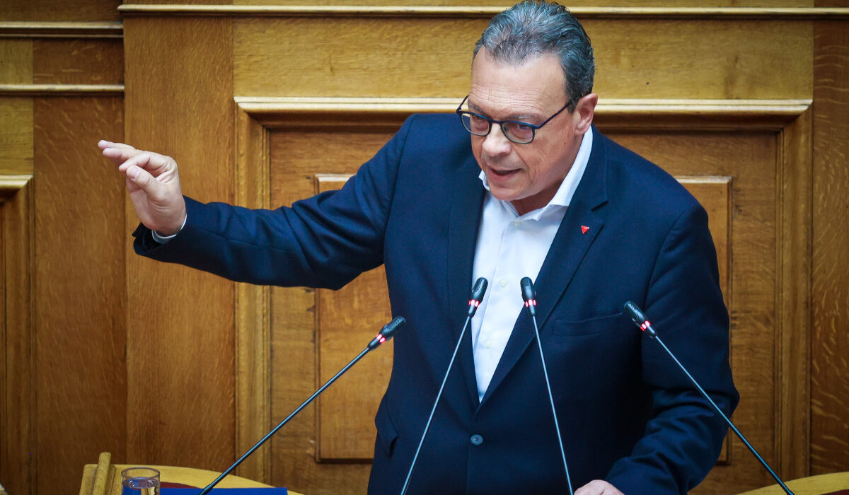 Φάμελλος: Ο πρωθυπουργός ανακάλυψε «λεφτόδεντρα» – Χατίρια της κυβέρνησης στις επιχειρήσεις