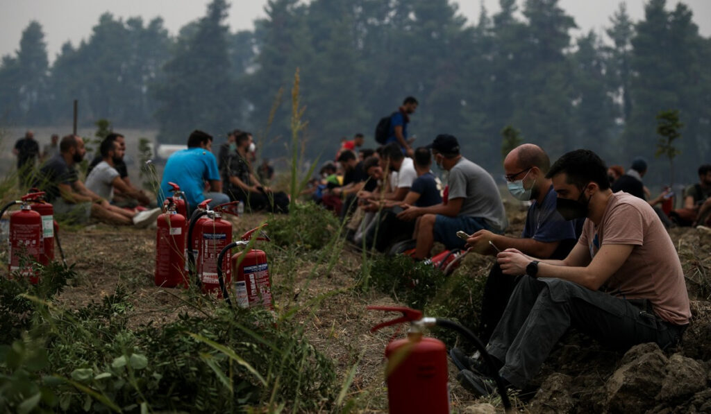 ΕΛΑΣ: Προσέξτε πού δίνετε λεφτά για τους πυρόπληκτους – Κίνδυνος απάτης