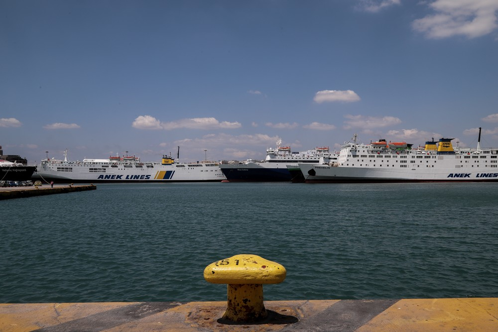 Πειραιάς: 36χρονη έπεσε στη θάλασσα – Ανασύρθηκε σώα από υπάλληλο security