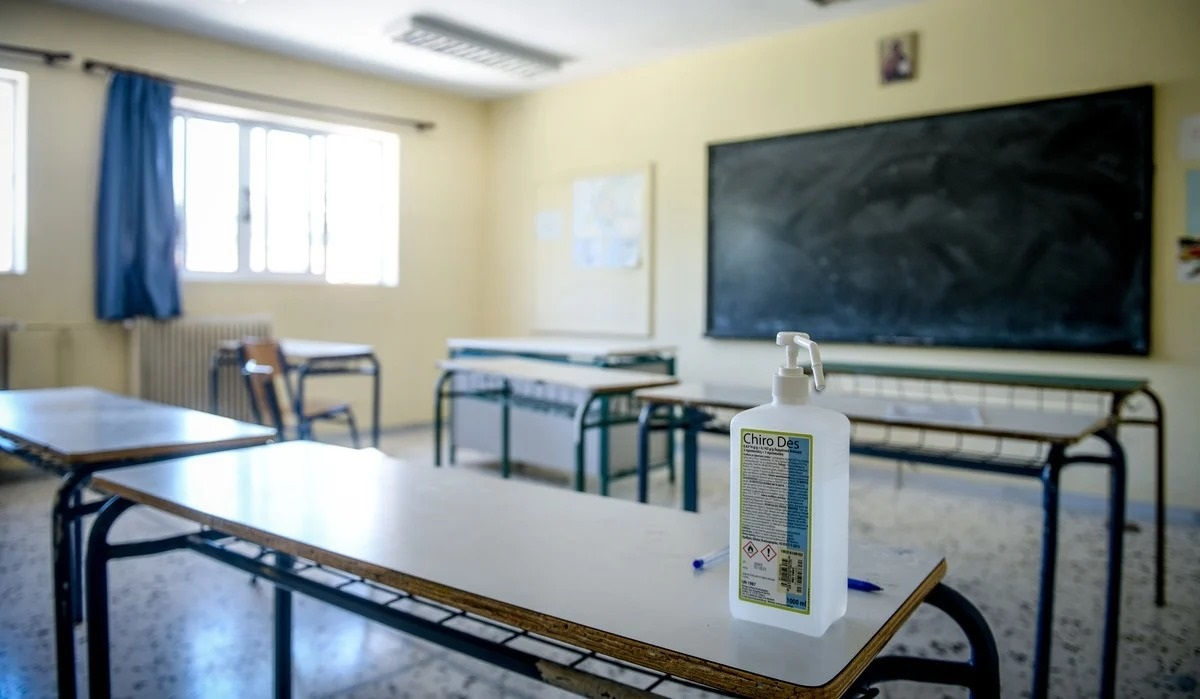 Ανοιγμα σχολείων: Τα μέτρα κατά του κορονοϊού – Με θετικό rapid ή PCR δεν θα μπαίνουν απουσίες