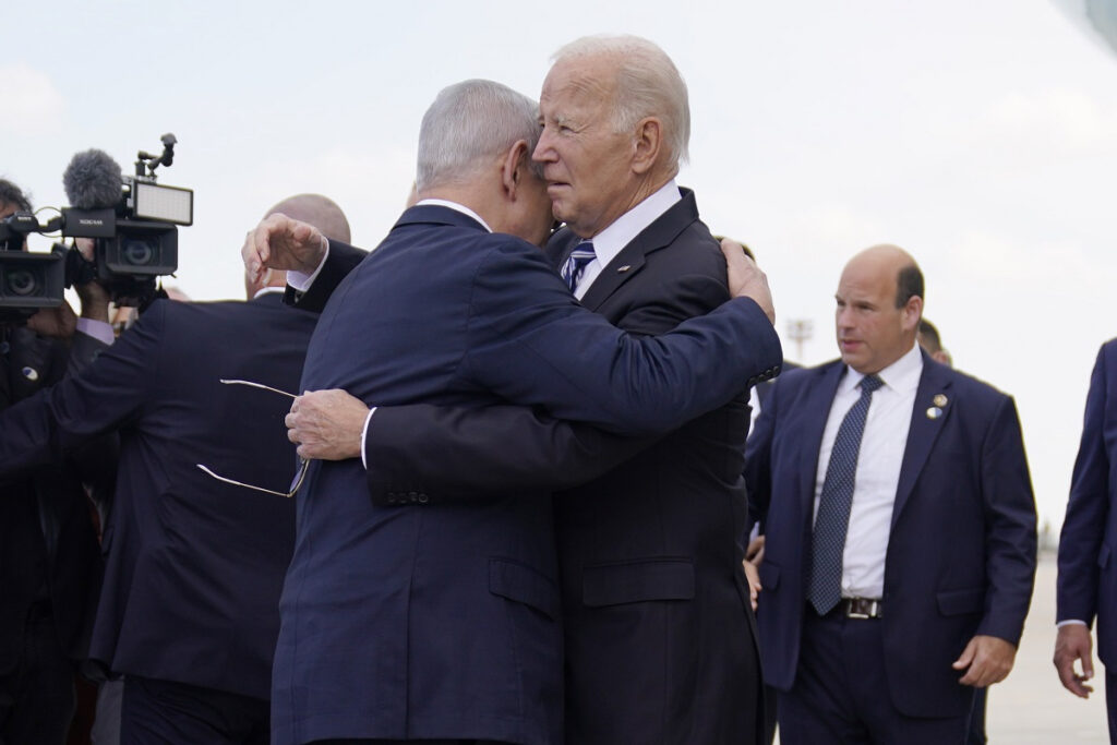 Ο Μπάιντεν πιστεύει ότι οι μέρες του Νετανιάχου είναι «μετρημένες»: Τι λέει το Politico