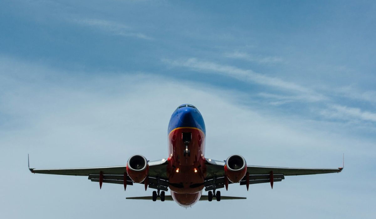 Travel Tuesday προσφορές: 50% έκπτωση στα αεροπορικά εισιτήρια σήμερα