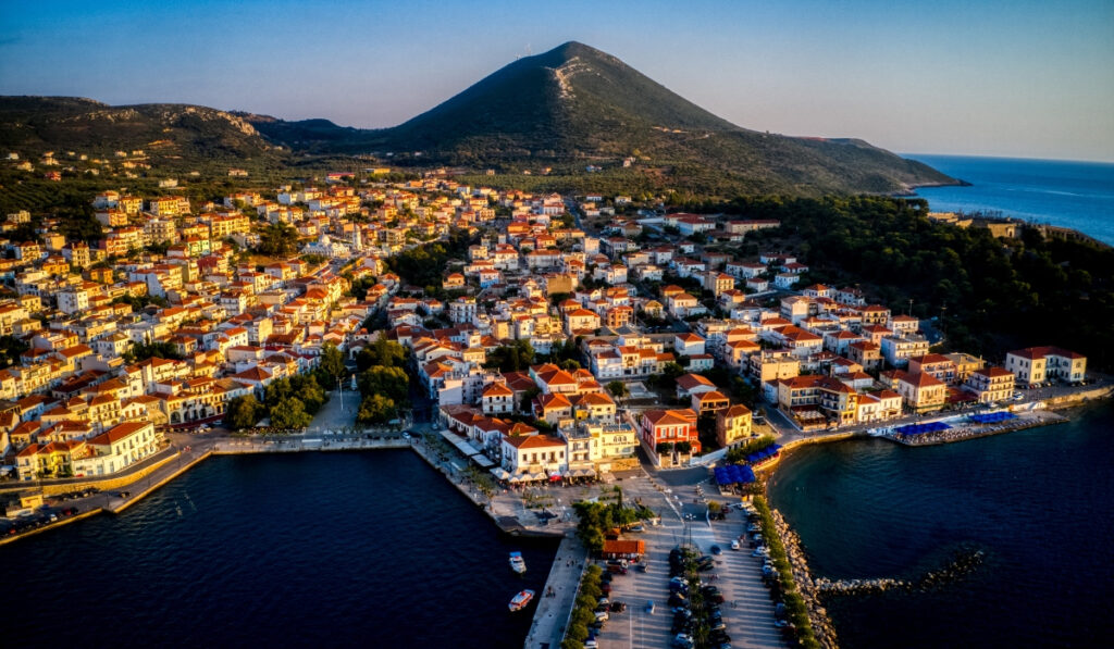 Γιατί η ΝΔ στην Πύλο έχασε 16 μονάδες μέσα σε έναν χρόνο – Αιτία ο δρόμος και όχι ο Σαμαράς
