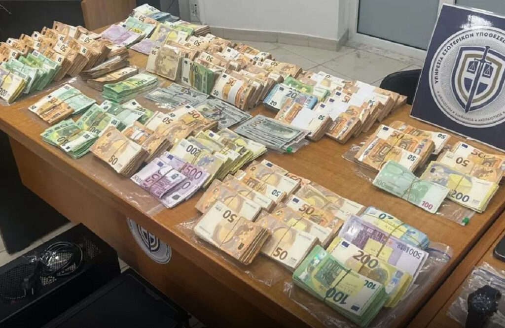 Αυτή είναι η «πυραμίδα» του κυκλώματος των πολεοδόμων – Τα στελέχη «κλειδιά» στα συμβούλια και οι «χήνες»