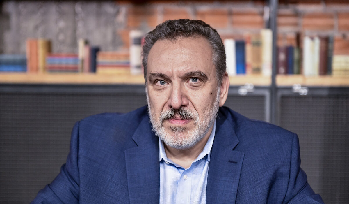 Όθων Ηλιόπουλος: Υπόδειγμα